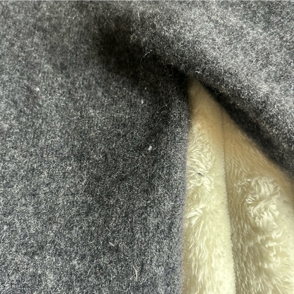 Lord & Taylor Cashmere Grey Turtleneck Sweater Womens XS - Picture 2 of 10